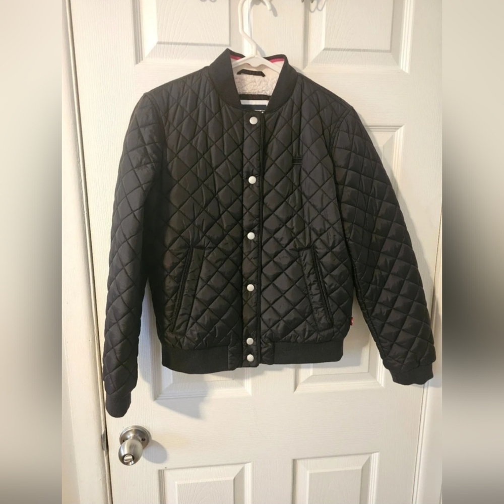 NWOT- Levi Women's Sherpa-Lined, Black, Quilted Bomber Coat. Size XS